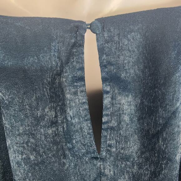 Umgee Plus Womens Blouse Short Balloon Sleeve Pleated Polyester Size 1X Green - Picture 7 of 9